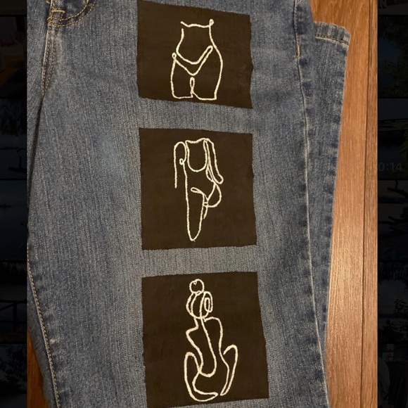 Hand painted line art jeans - Picture 3 of 5